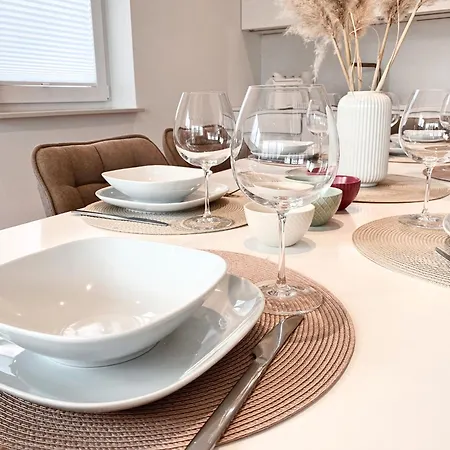 Apartamento Seeliebe Apartments - Seeblick, Parkplatz, Teilweise Private Sauna, Wlan *