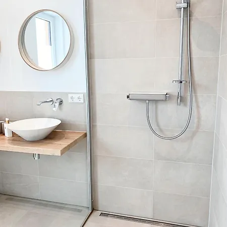 Seeliebe Apartments - Seeblick, Parkplatz, Teilweise Private Sauna, Wlan Lejlighed *