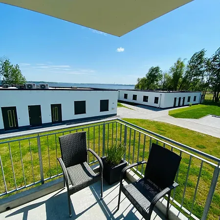 Seeliebe - Pkw, Teilweise Mit Privater Sauna, Wlan, Xxl-balkon O Terrasse, Seeblick Apartment Schwerin (Mecklenburg-Vorpommern)