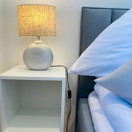 Seeliebe Apartments - Seeblick, Parkplatz, Teilweise Private Sauna, Wlan * Schwerin (Mecklenburg-Vorpommern)