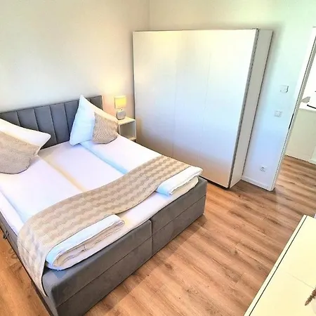 Seeliebe Apartments - Seeblick, Parkplatz, Teilweise Private Sauna, Wlan * Schwerin (Mecklenburg-Vorpommern)