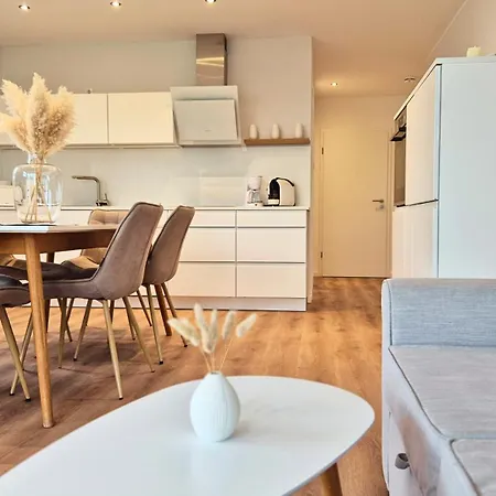 公寓 Seeliebe - Seeblick, Parkplatz, Teilweise Private Sauna, Wlan 什未林