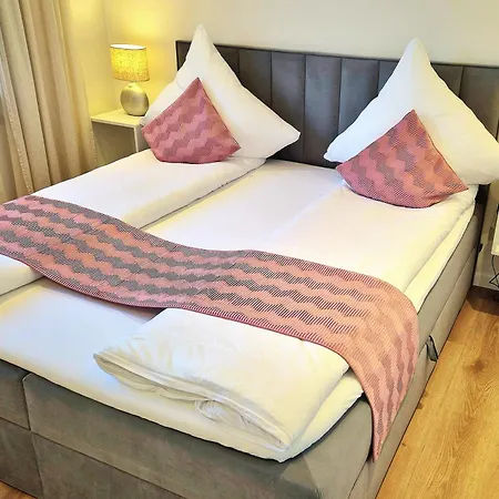 Seeliebe - Seeblick, Parkplatz, Teilweise Private Sauna, Wlan