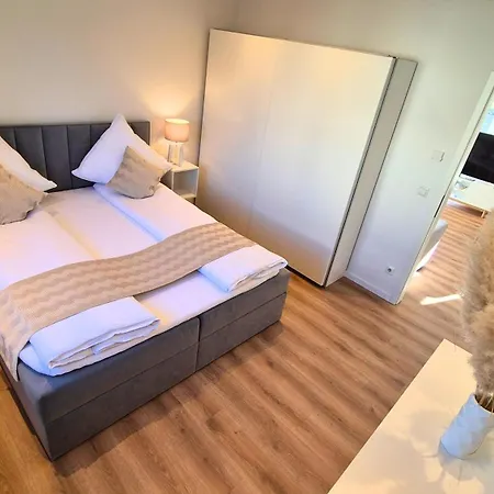 Seeliebe - Seeblick, Parkplatz, Teilweise Private Sauna, Wlan