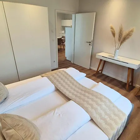 Seeliebe - Seeblick, Parkplatz, Teilweise Private Sauna, Wlan Apartman Schwerin