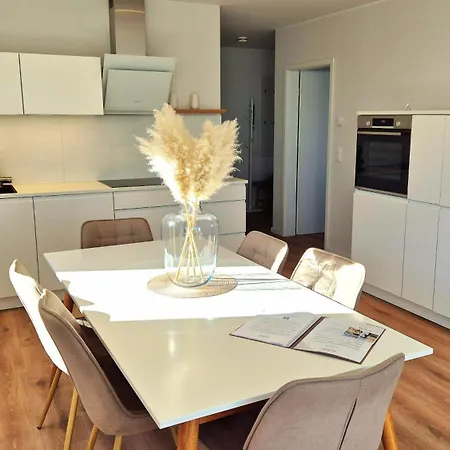 Seeliebe - Seeblick, Parkplatz, Teilweise Private Sauna, Wlan 公寓 *