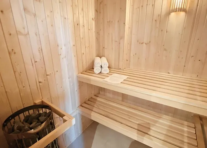 Seeliebe - Teilweise Mit Privater Sauna, Seeblick, Parkplatz, Wlan * Schwerin (Mecklenburg-Vorpommern)