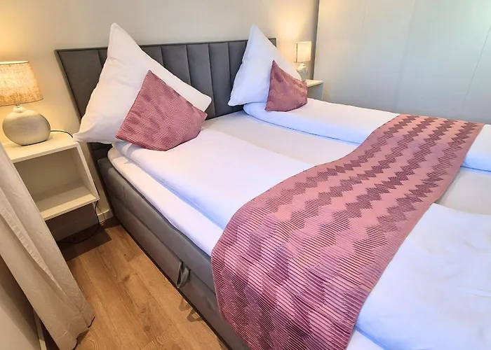 Seeliebe - Teilweise Mit Privater Sauna, Seeblick, Parkplatz, Wlan Schwerin (Mecklenburg-Vorpommern)